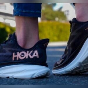 HOKA Clifton 9 Women's Black Running Shoes